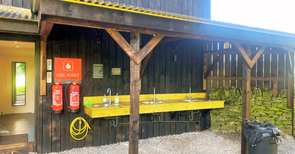 washing up facilities at caravan park Peak District